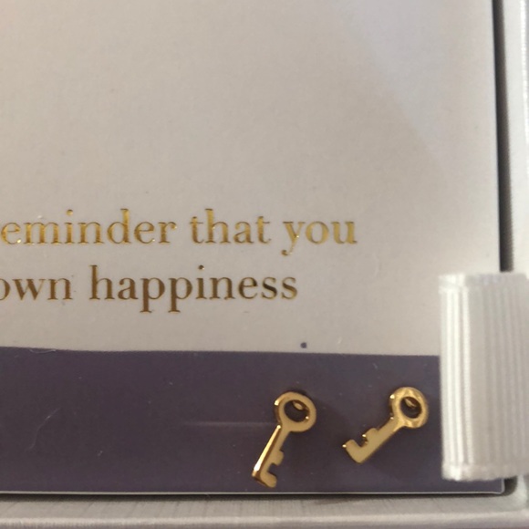 NWT KITSCH 14k Gold Key Necklace and Earrings Set - Picture 3 of 4